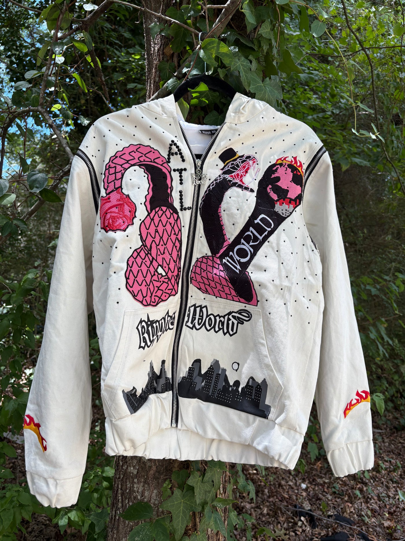 White Rippherwolrd Jacket